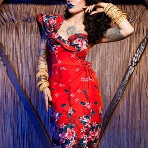 Deadly Dames Pin-up Girl Malibu tiki wiggle wrap dress